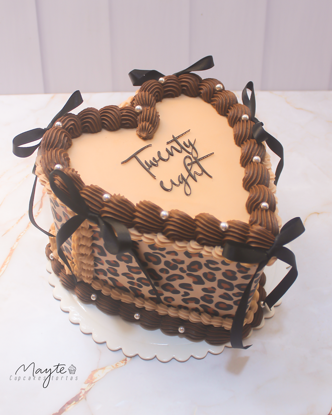 Torta de chocolate artesanal de Mayte Cupcakes